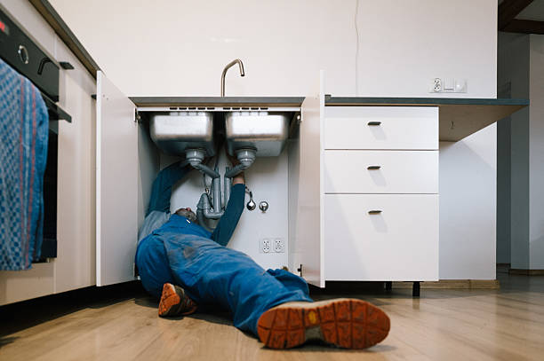 Professional Plumbing technician working in Deane, KY